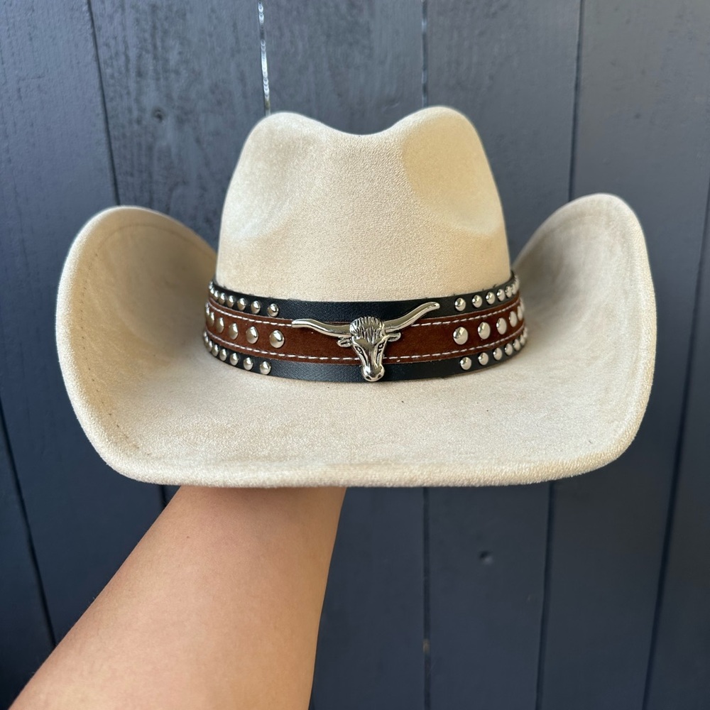 Beige Western Hat with Brown Accents
